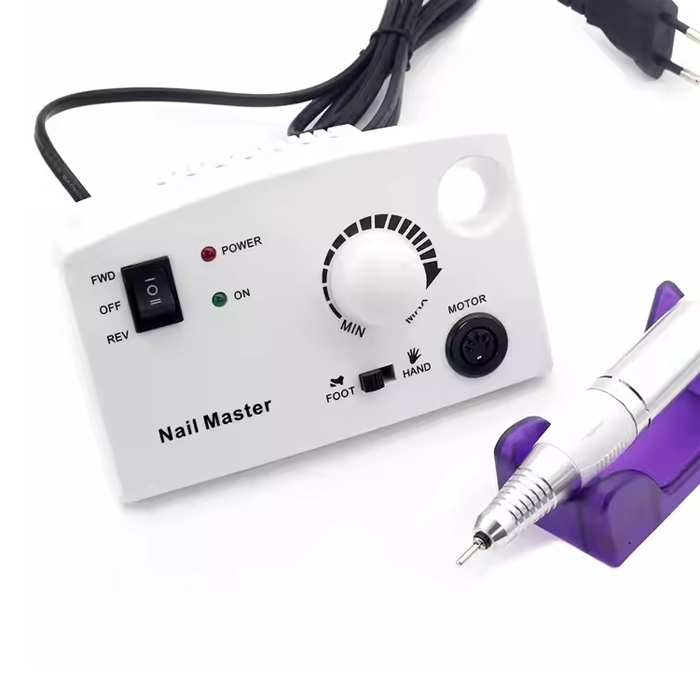 ตะไบเล็บไฟฟ้าตั้งโต๊ะสีขาว